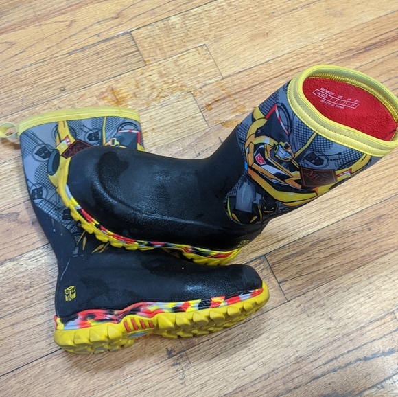 transformer muck boots